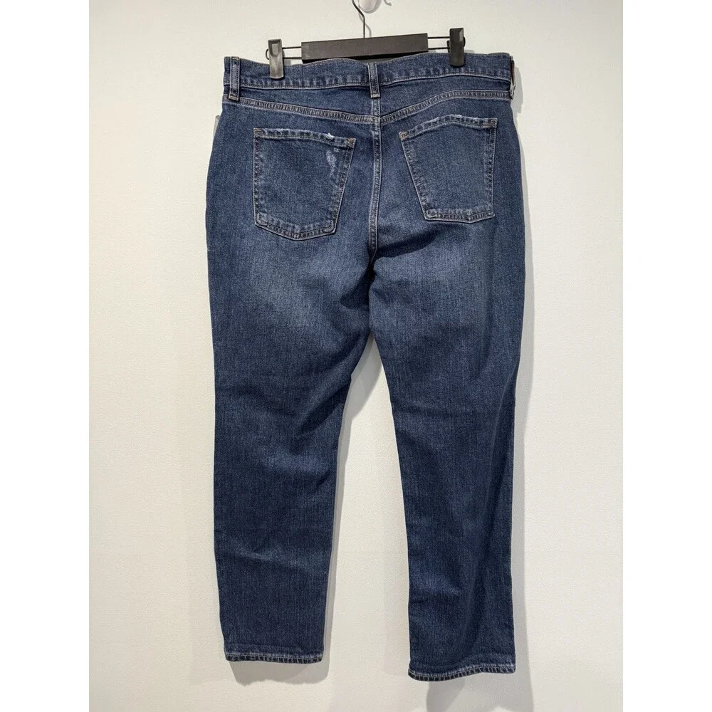 NEW Old Navy Boyfriend Jeans Women 10 Distressed Stretch Punk Cotton Travel - Picture 2 of 7